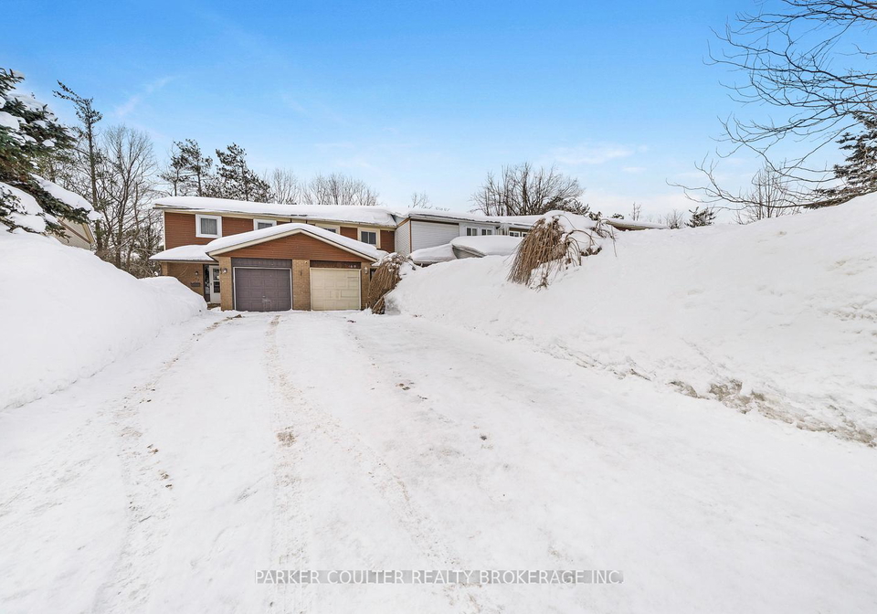 69-burns-circle-barrie-ontario-s12772198