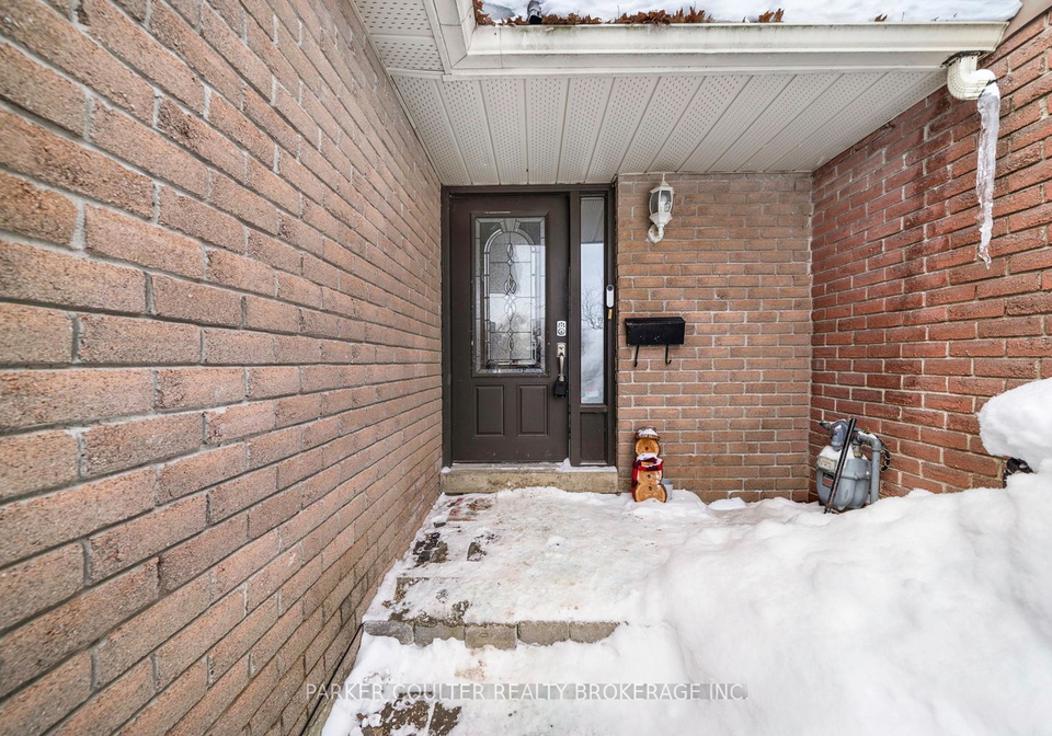 69-burns-circle-barrie-ontario-s12772198