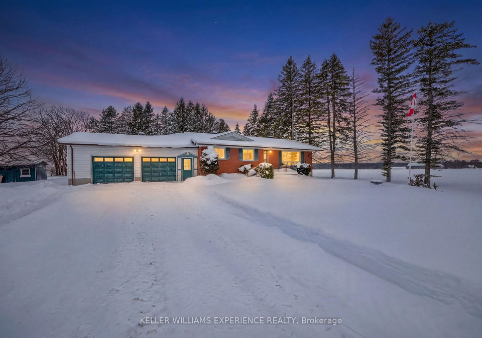1130-baseline-road-s-tiny-ontario-s12774584