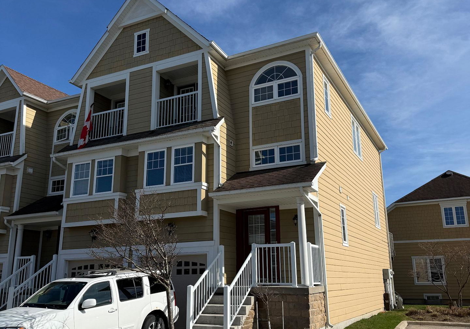 2-cranberry-quay-collingwood-ontario-s12774676