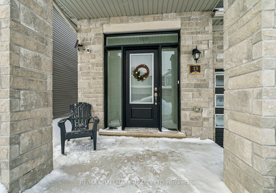13-tamworth-terrace-barrie-ontario-s12774692
