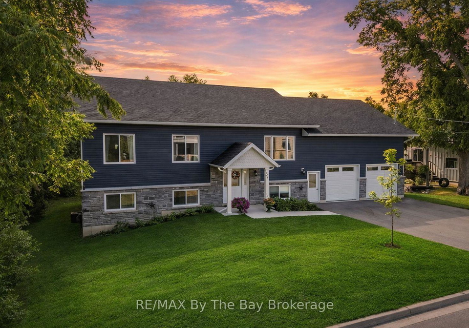 146-mary-street-clearview-ontario-s12778572