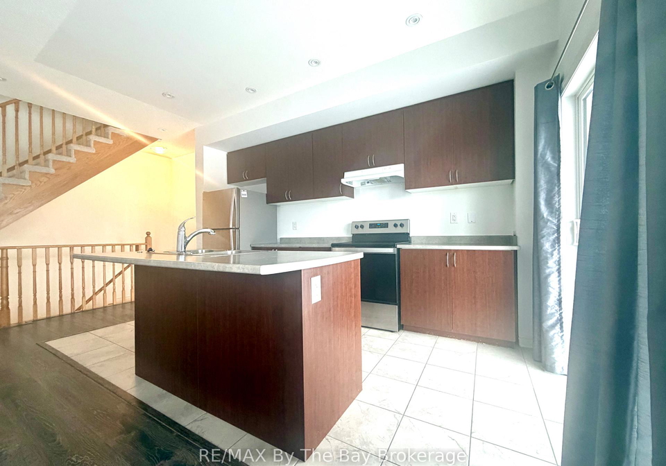 20-hills-thistle-drive-wasaga-beach-ontario-s12782990
