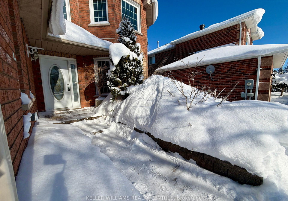 302-livingstone-street-w-barrie-ontario-s12784946