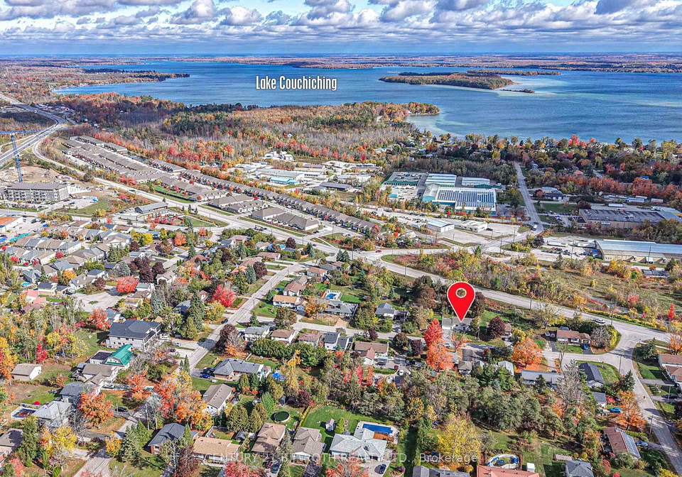 16-first-street-orillia-ontario-s12785676