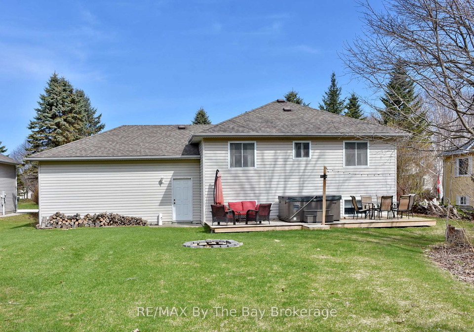 8-pridham-court-wasaga-beach-ontario-s12787216