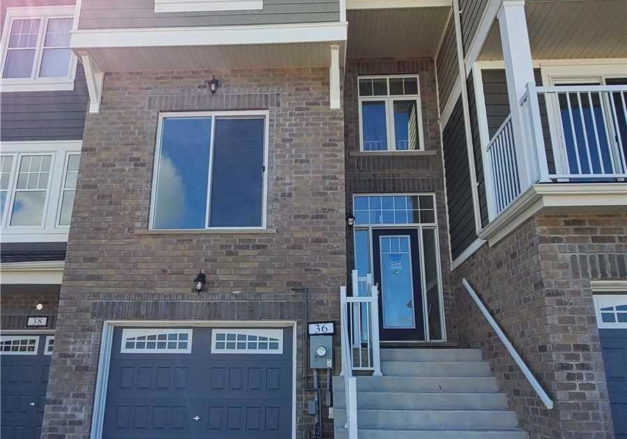 36-surf-drive-wasaga-beach-ontario-s12790594