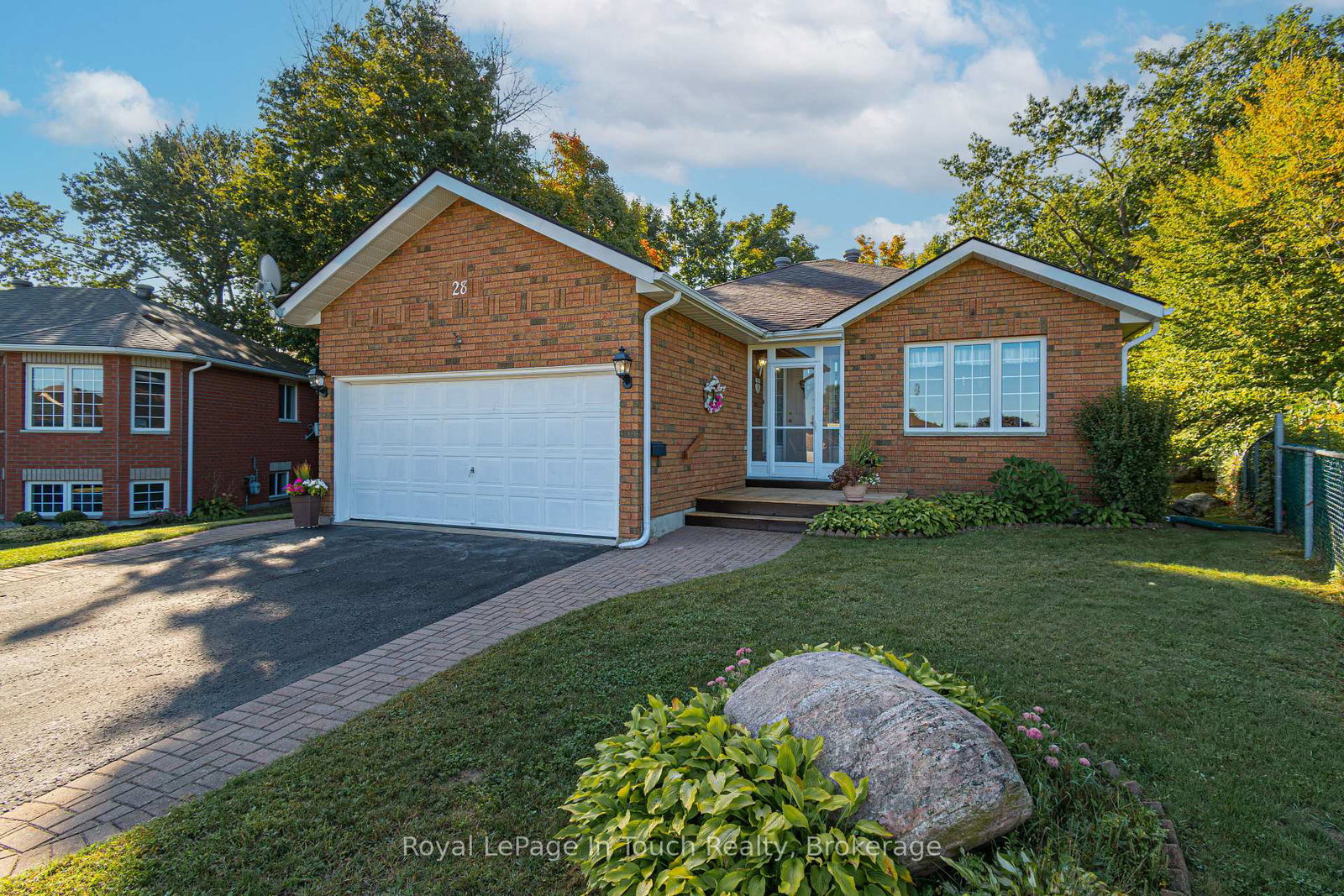 28-charles-street-penetanguishene-ontario-s12790726