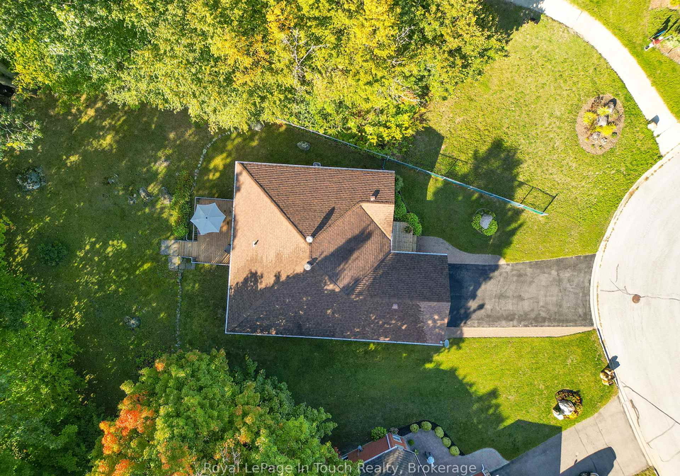 28-charles-street-penetanguishene-ontario-s12790726