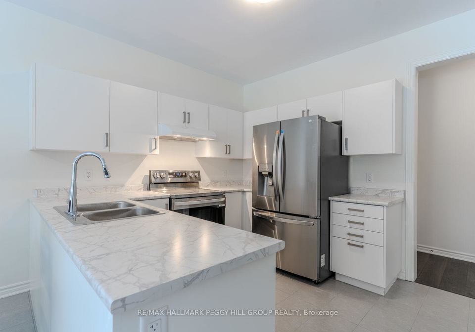 244-mckenzie-drive-clearview-ontario-s12792874
