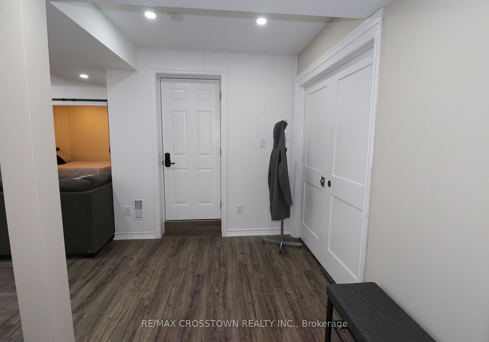 53-counsellor-terrace-barrie-ontario-s12794822