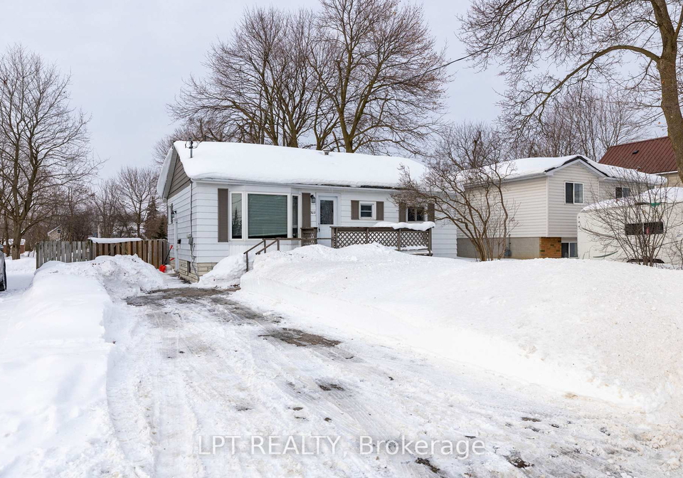 303-east-street-orillia-ontario-s12796476