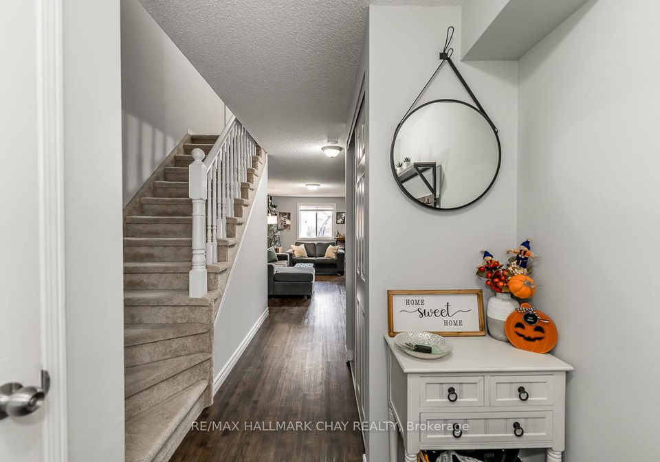 50-raymond-crescent-barrie-ontario-s12800168