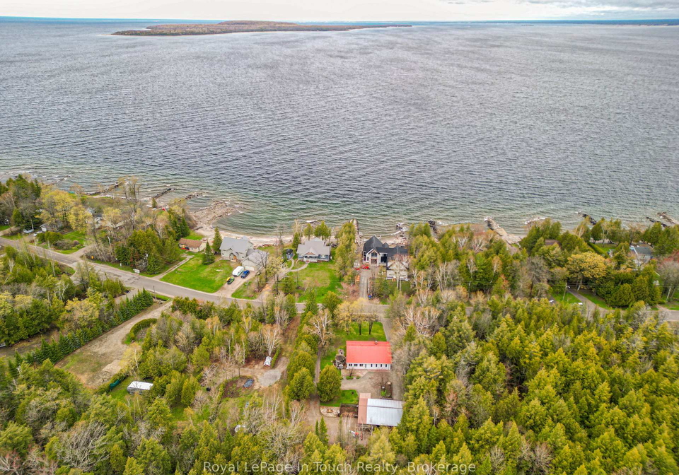 2554-champlain-road-tiny-ontario-s12800904