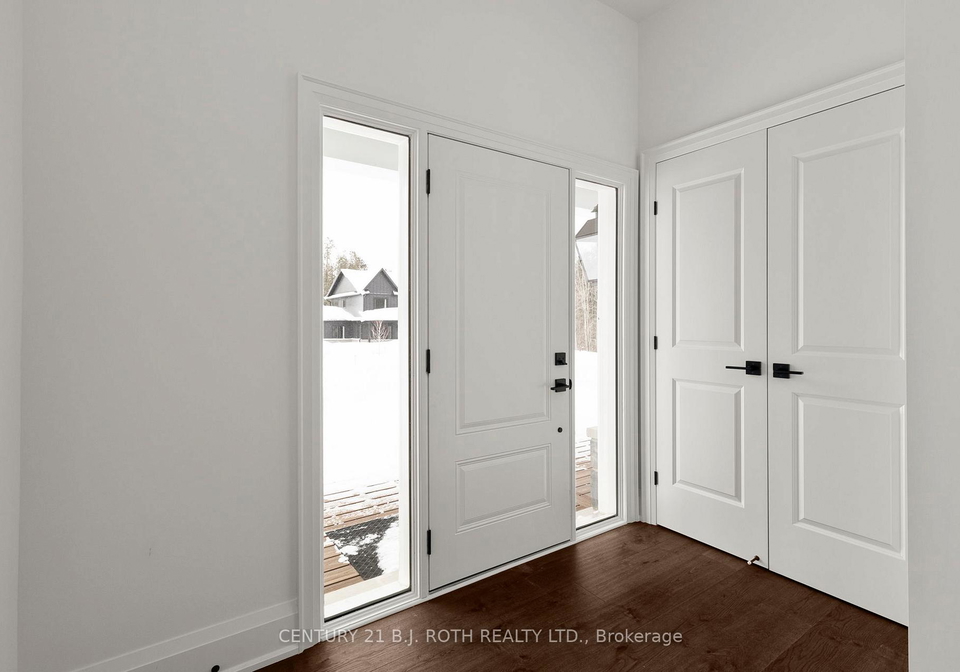 66-thoroughbred-drive-oro-medonte-ontario-s12802108