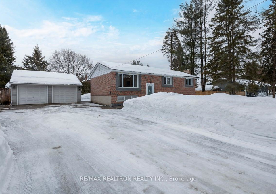 1203-st-vincent-street-springwater-ontario-s12802476
