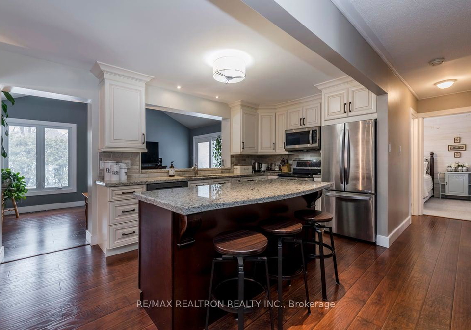 1203-st-vincent-street-springwater-ontario-s12802476