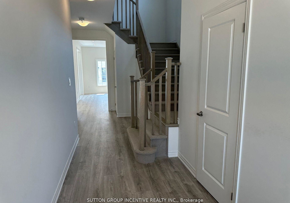 231-prescott-drive-clearview-ontario-s12802710