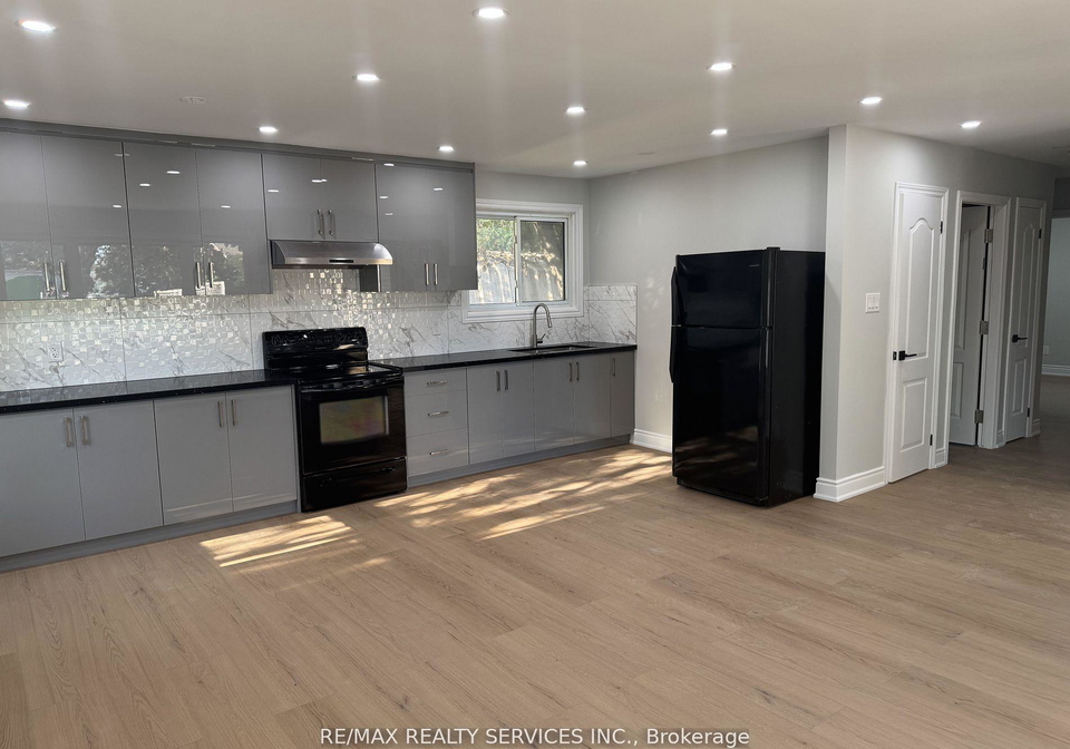 41-maclaren-avenue-barrie-ontario-s12804390