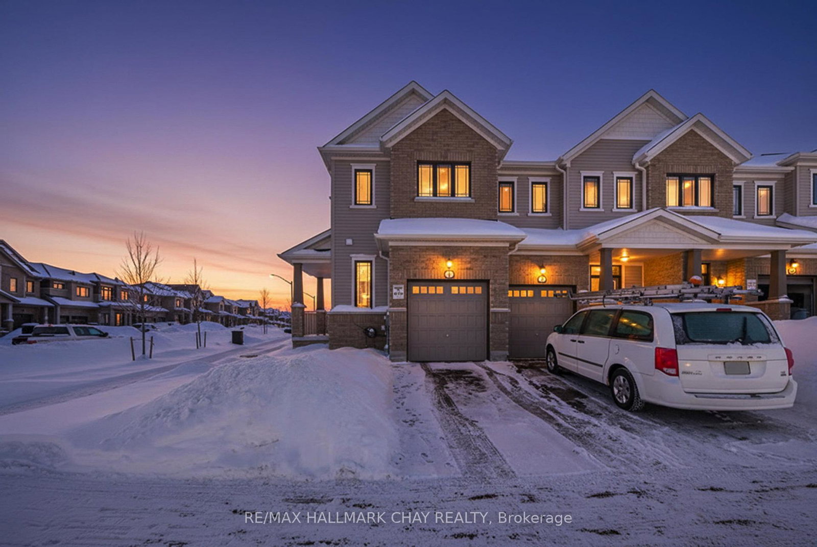 1-milady-crescent-barrie-ontario-s12806208