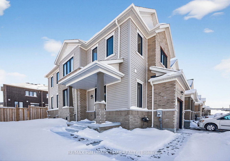 1-milady-crescent-barrie-ontario-s12806208