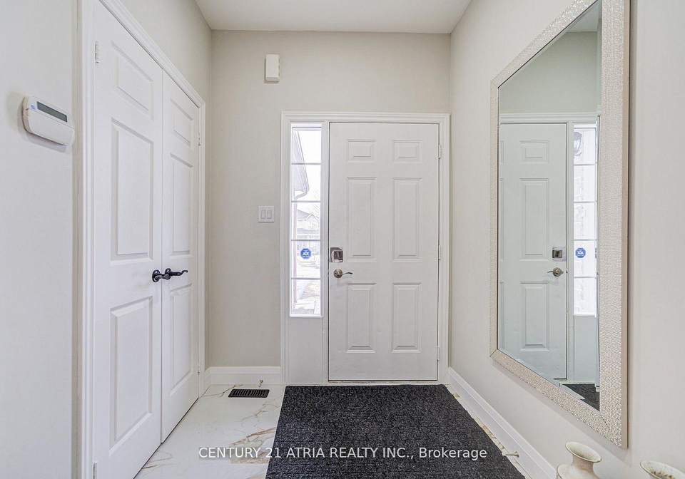 17-penvill-trail-barrie-ontario-s12806528