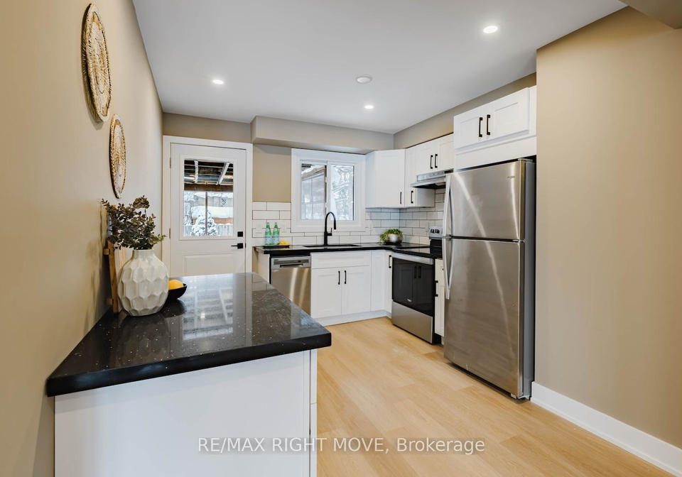 198-rose-street-barrie-ontario-s12810320