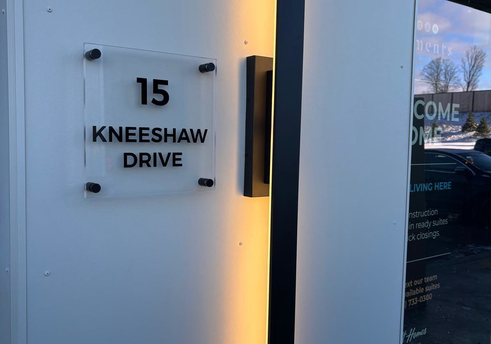 15-kneeshaw-drive-barrie-ontario-s12810950