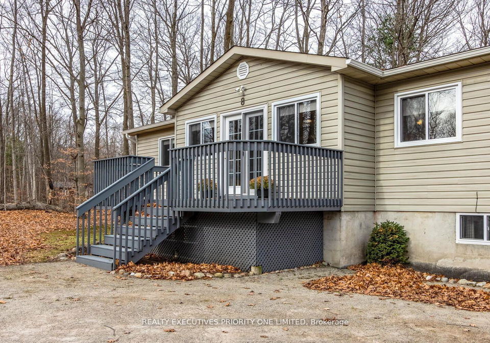 8-musquake-court-tiny-ontario-s12811862