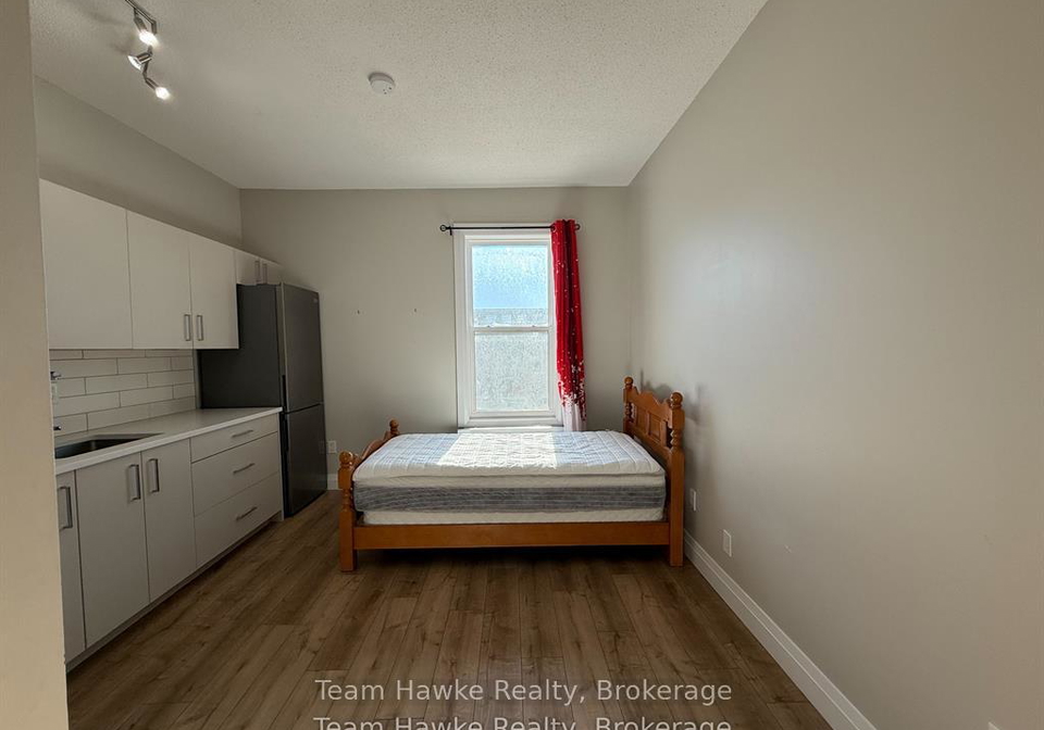 521-bay-street-midland-ontario-s12812756