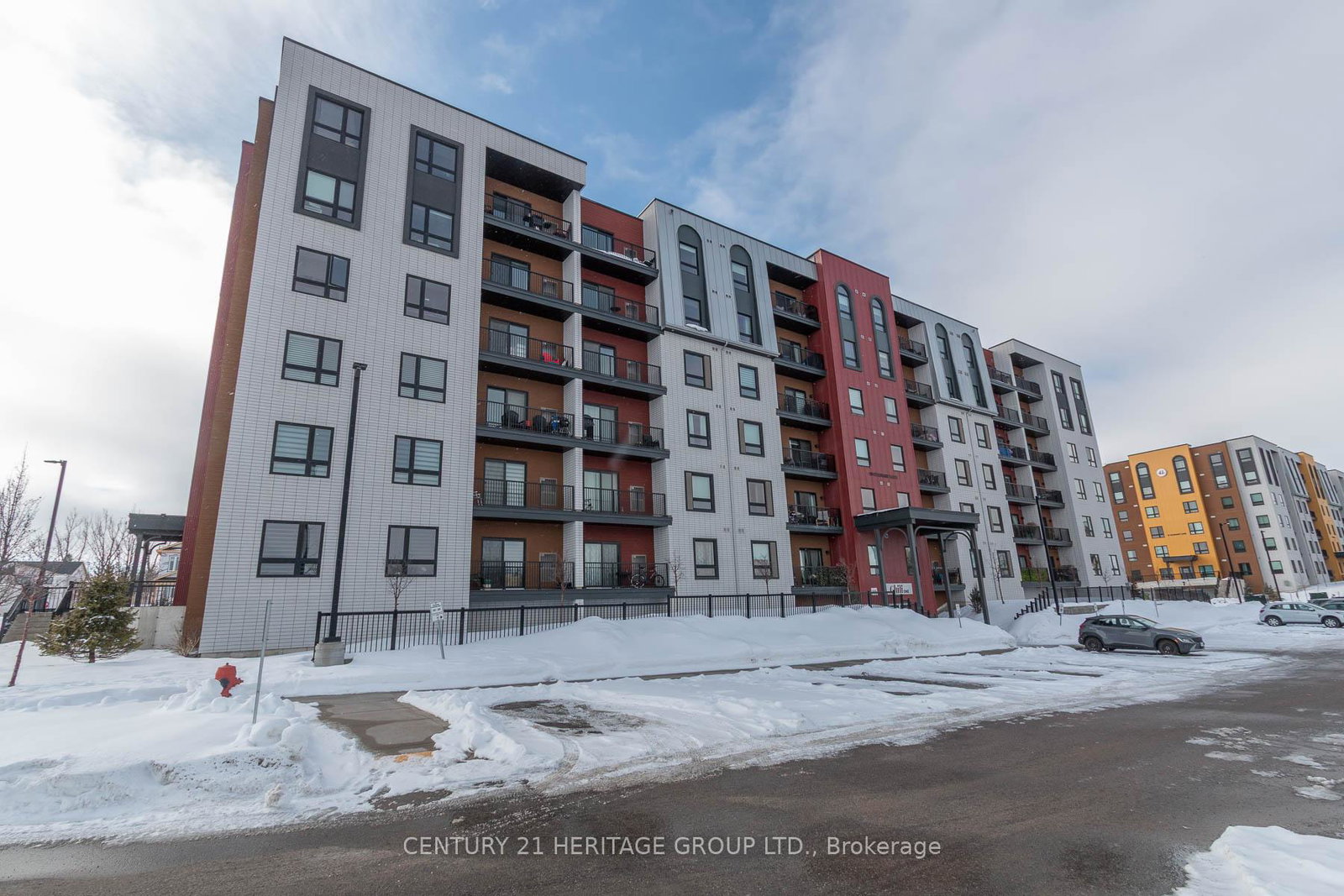 10-culinary-lane-barrie-ontario-s12816802