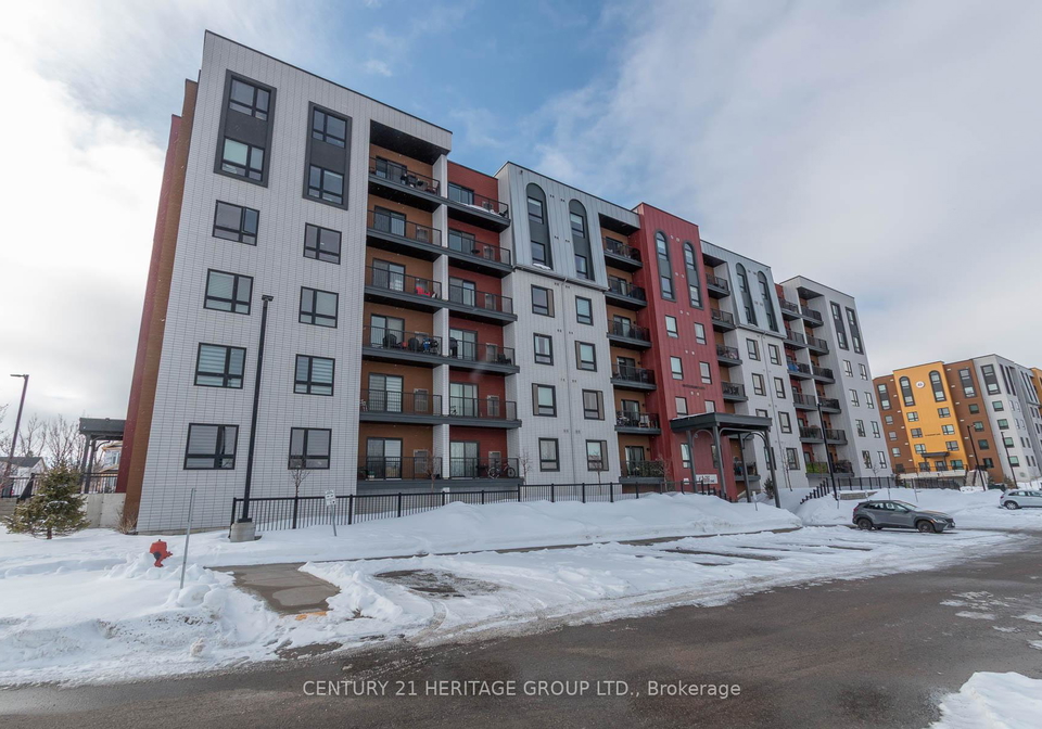 10-culinary-lane-barrie-ontario-s12816802