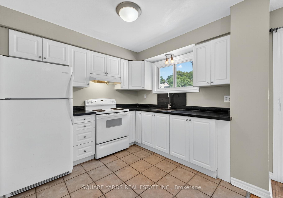 275-blake-street-barrie-ontario-s12819628