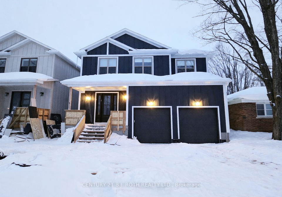42-calverley-street-orillia-ontario-s12820420