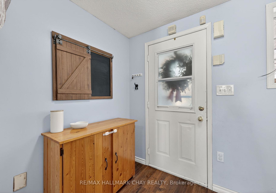 8-lee-crescent-barrie-ontario-s12820990