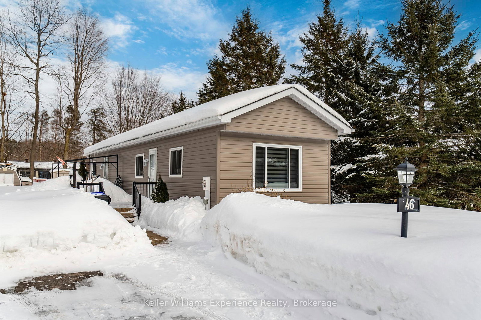 5263-elliott-side-road-tay-ontario-s12822524