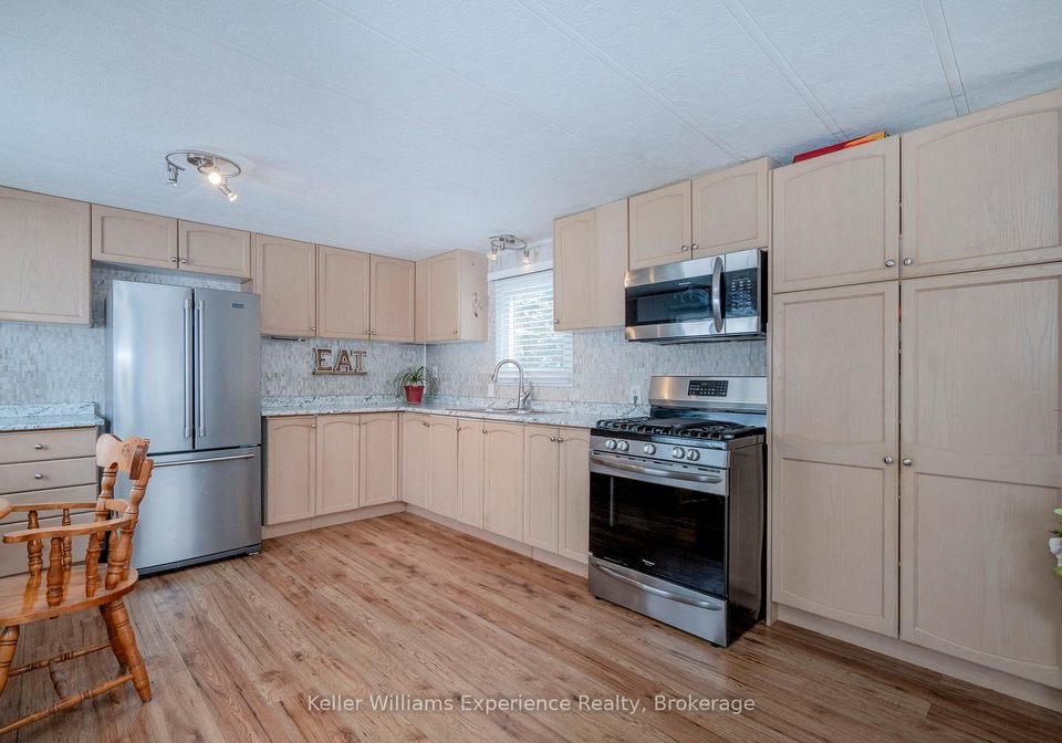 5263-elliott-side-road-tay-ontario-s12822524