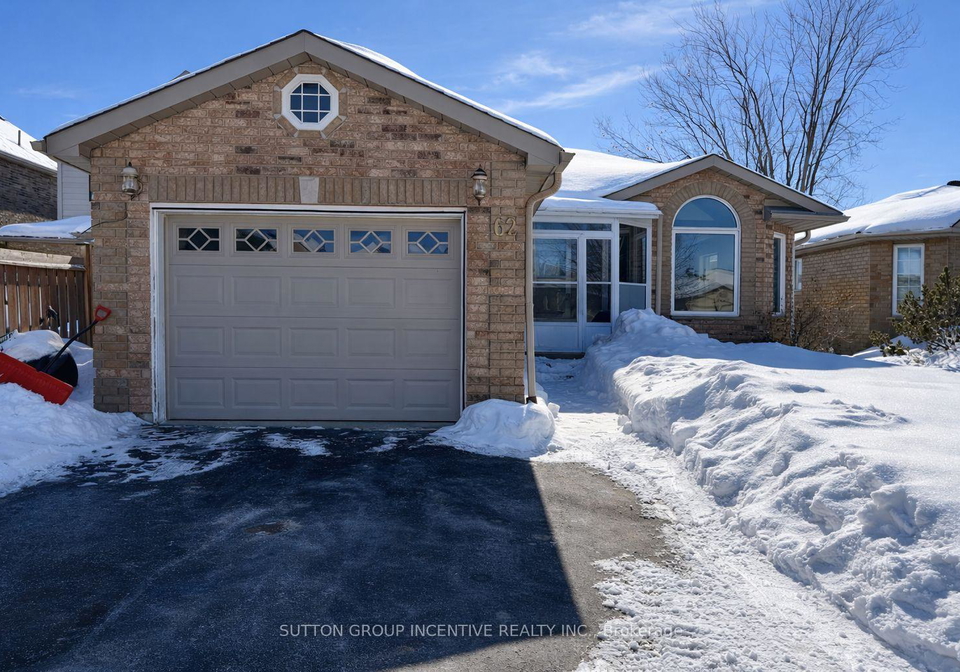 62-kell-place-barrie-ontario-s12823216