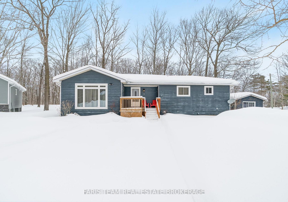 2-ojibway-court-tiny-ontario-s12823400