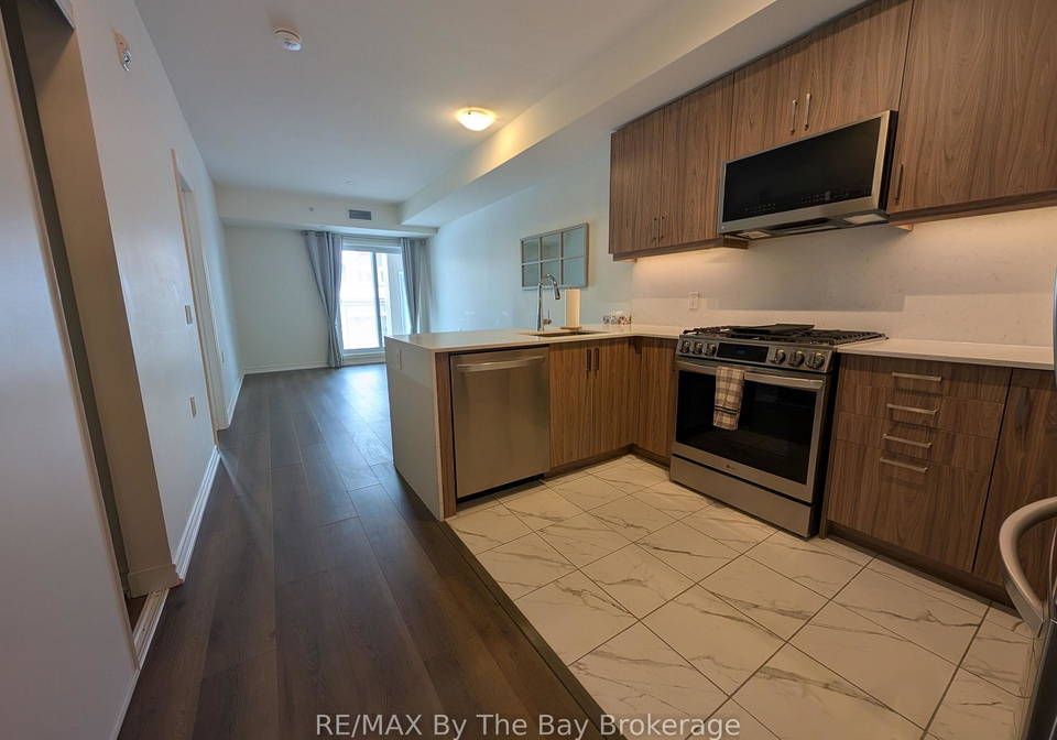 5-spooner-crescent-collingwood-ontario-s12827738