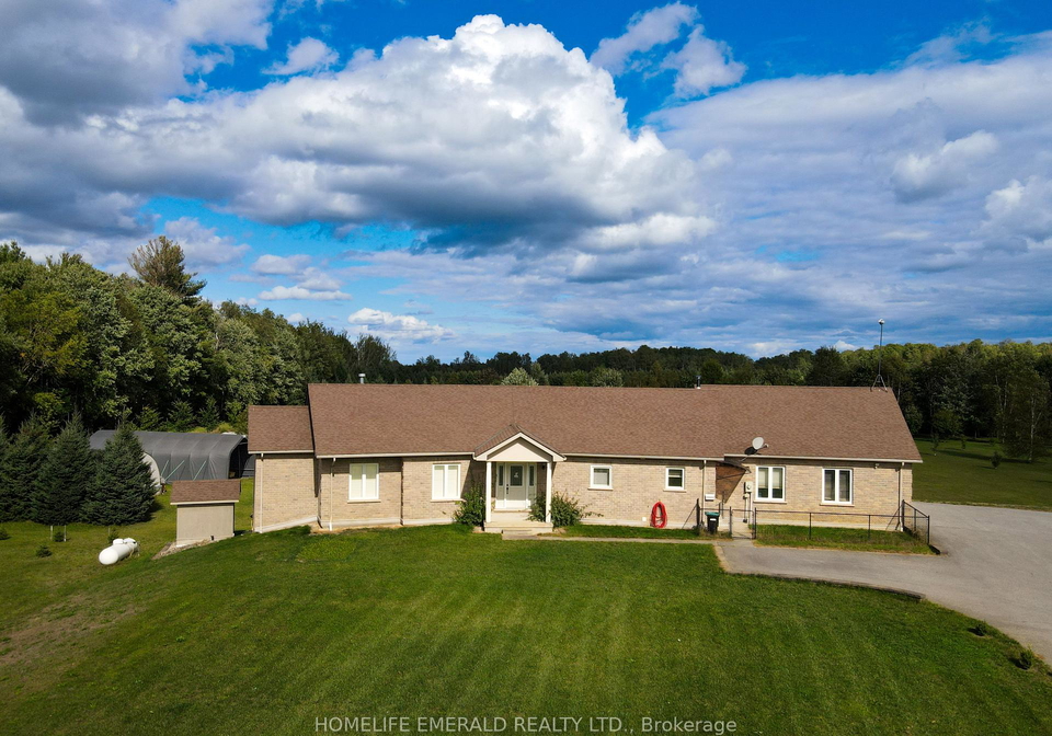 3175-34-concession-clearview-ontario-s12830720