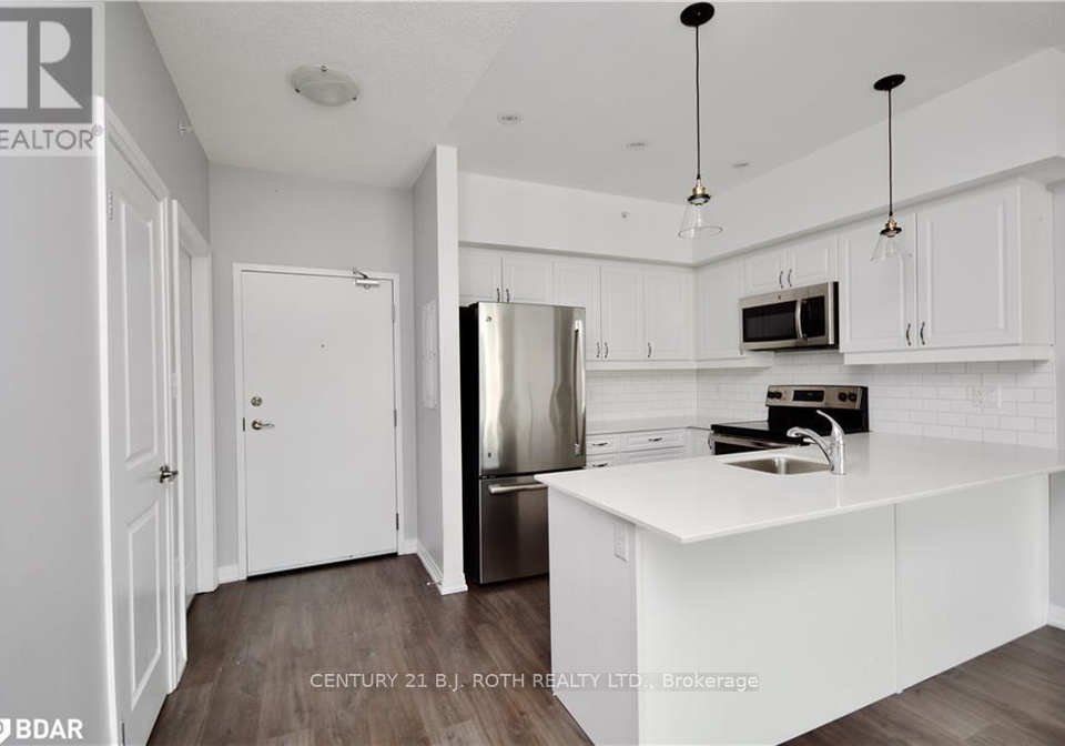 300-essa-road-barrie-ontario-s12831696