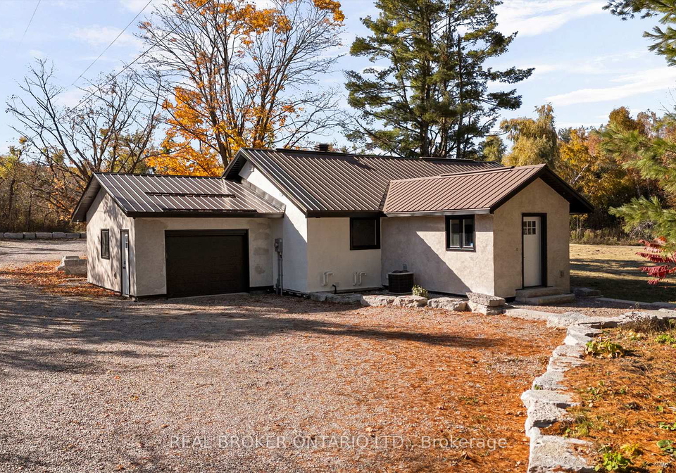 4382-uhthoff-line-severn-ontario-s12831868