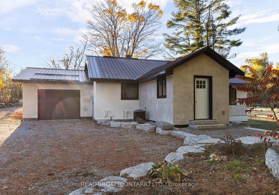 4382-uhthoff-line-severn-ontario-s12831868
