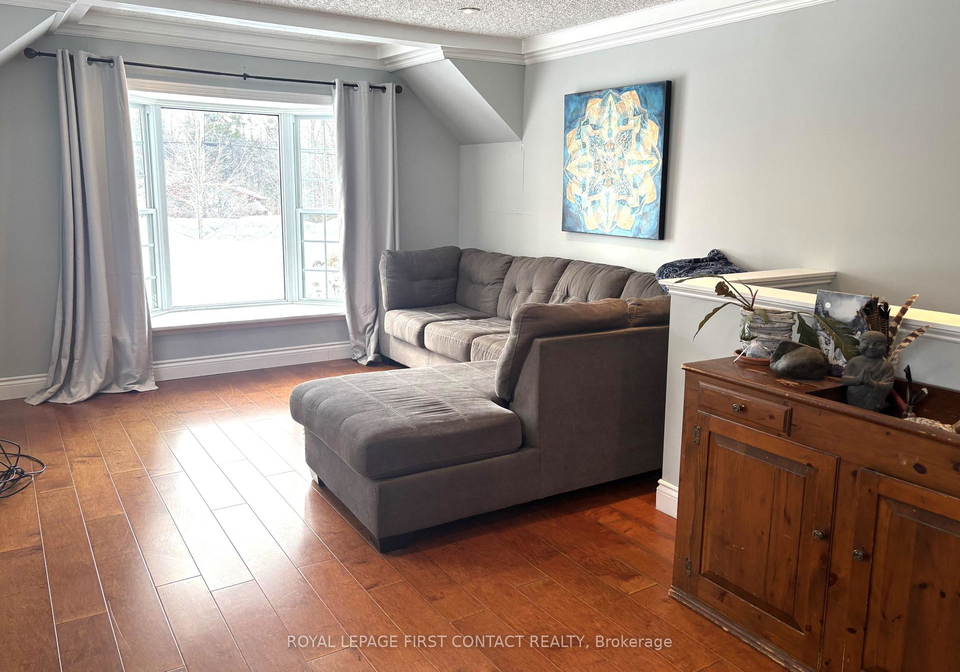 20-belmont-crescent-springwater-ontario-s12831908