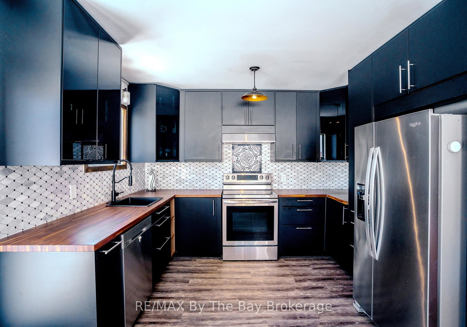 247-simcoe-street-clearview-ontario-s12832562