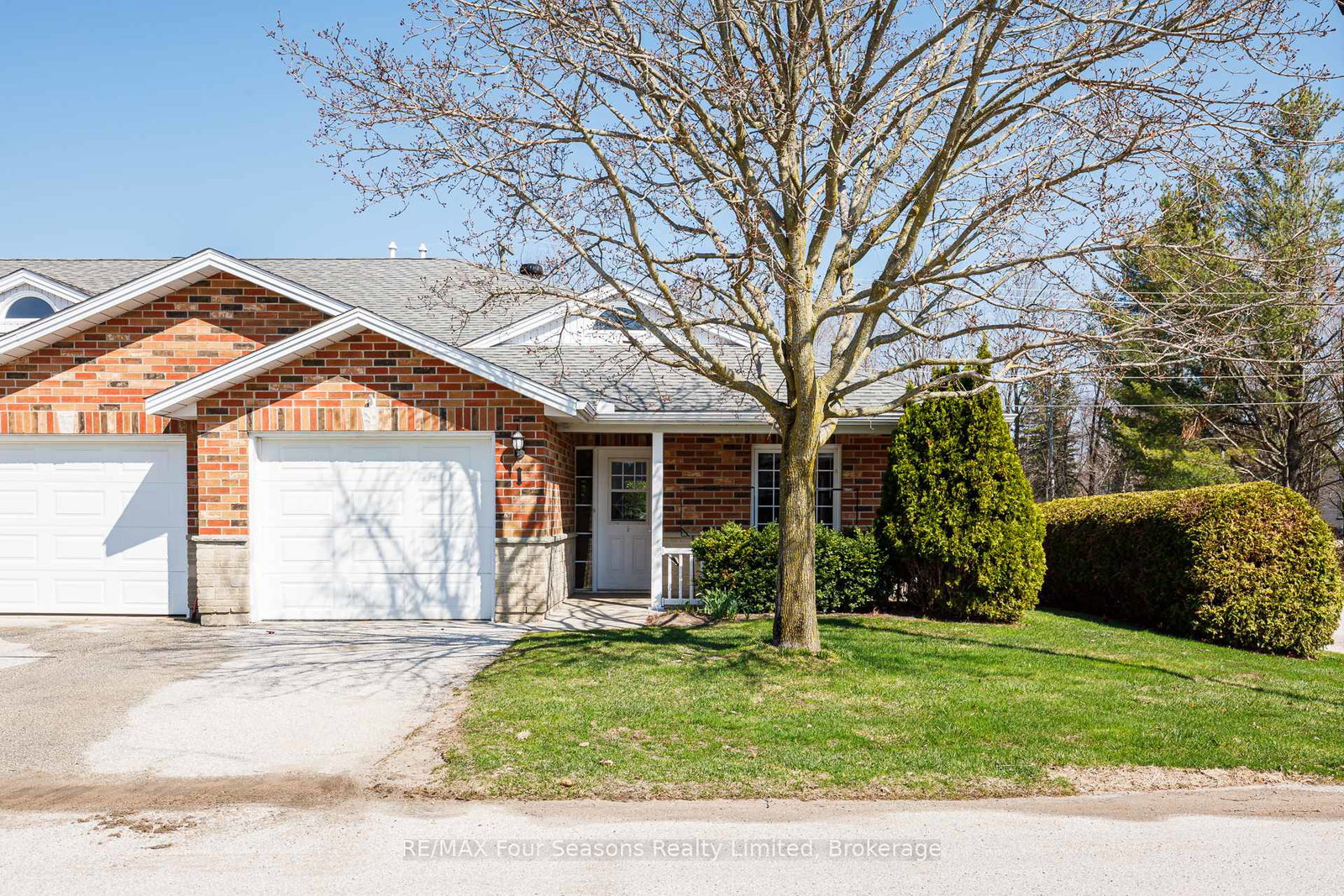 275-huron-street-clearview-ontario-s12832718