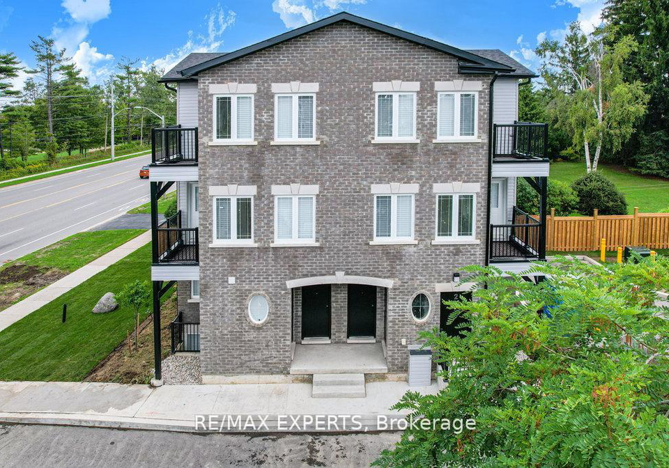 426-veterans-drive-barrie-ontario-s12833264
