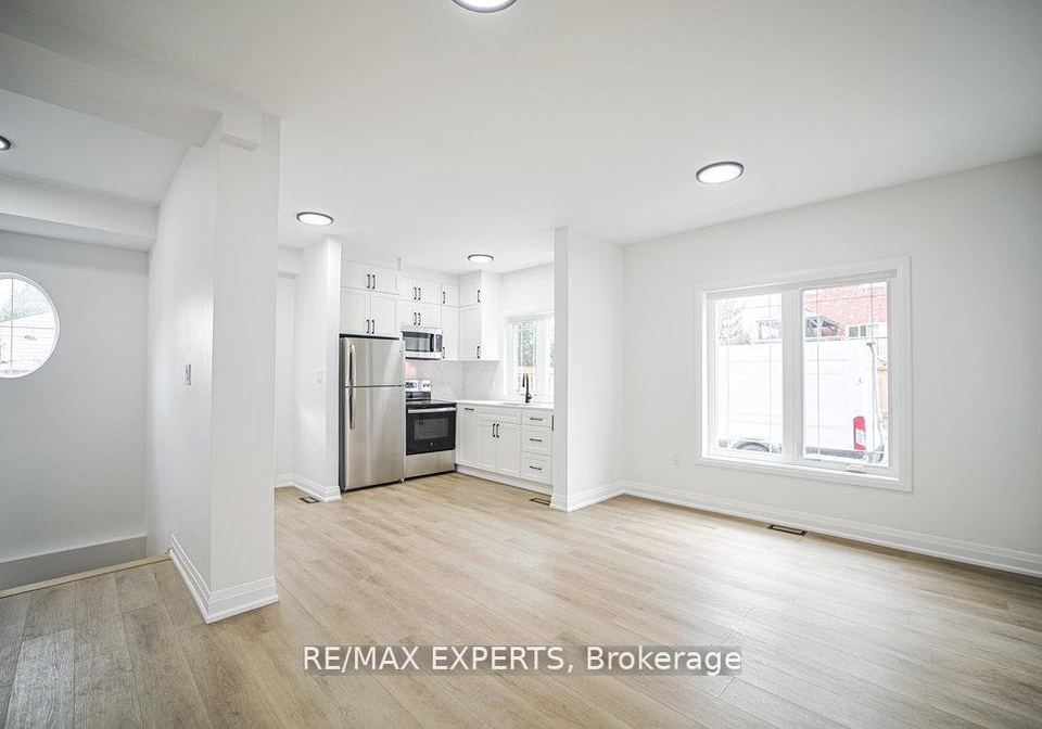 426-veterans-drive-barrie-ontario-s12833264