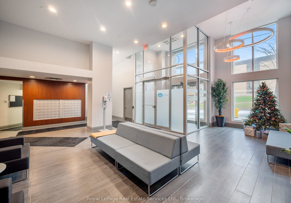 111-worsley-street-barrie-ontario-s12833758